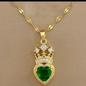 Emerald Color Heart with Cubic Zirconia Crown Heart Pendant Queen Necklace